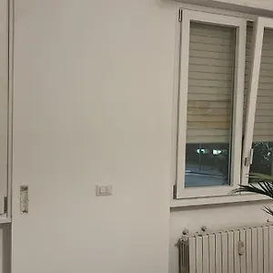  Apartamento Shining House In Italia